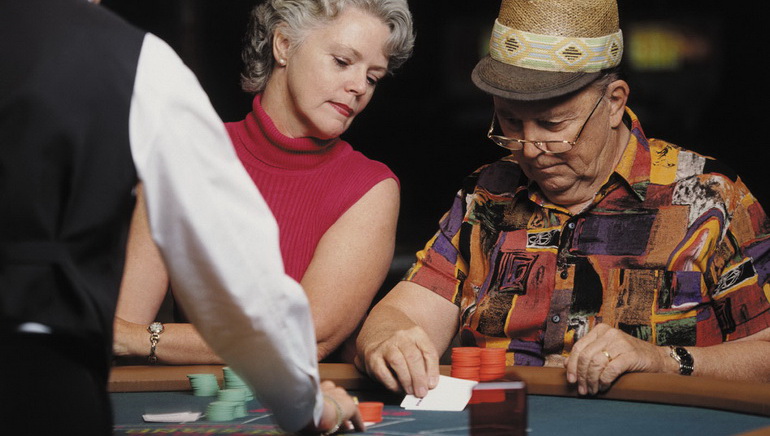 Blackjack se une a los Juegos Microgaming Live-Dealer